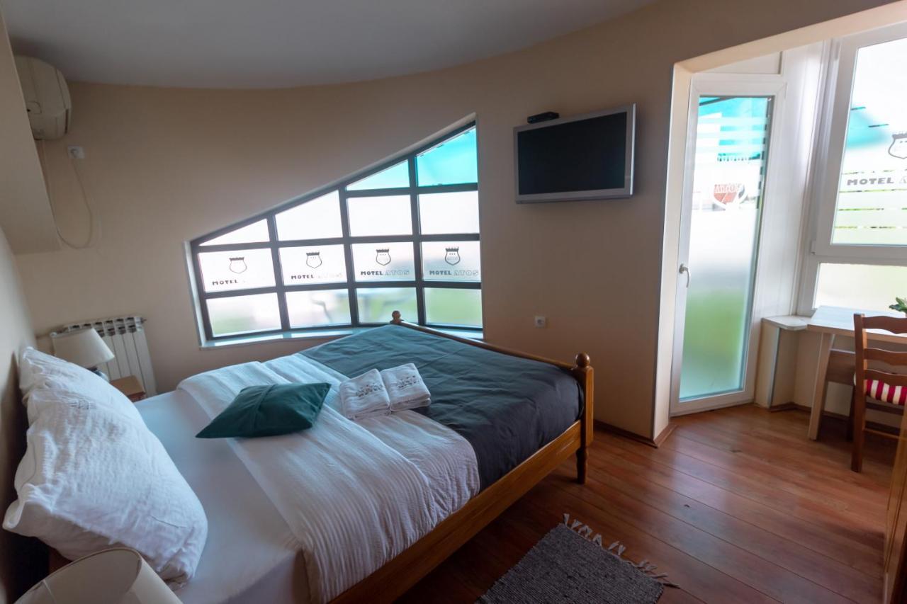 Motel Atos 락타치 외부 사진